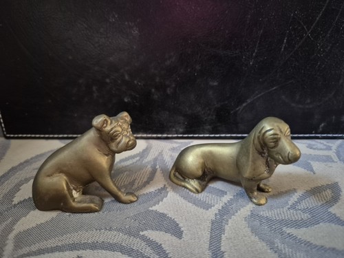 Solid brass vintage dog - brass,